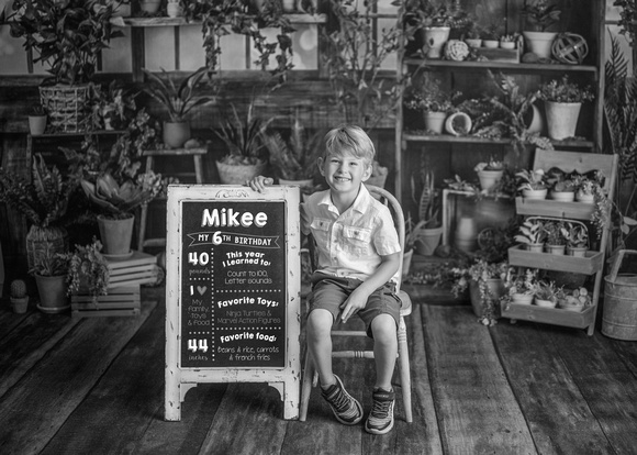 Mikee_6years_07bw