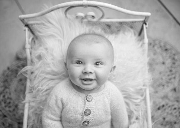 Theo_3months_47bw