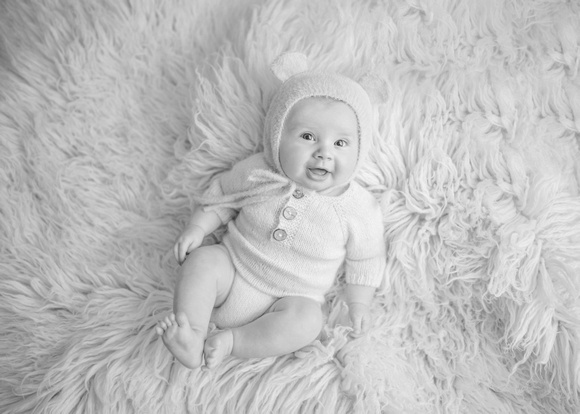 Theo_3months_58bw